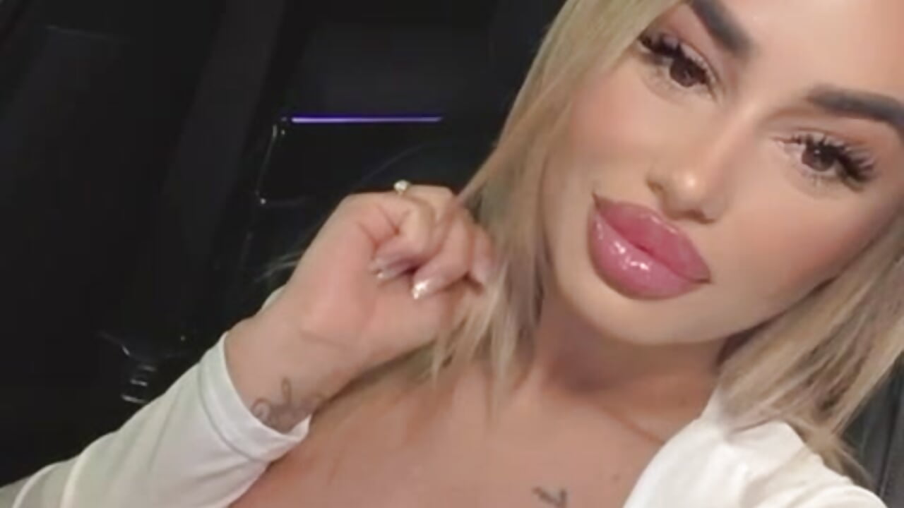 Ready for a front-row seat to passion? - video by KirstieVegas cam model