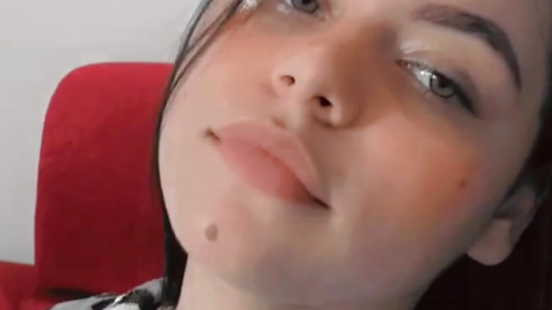 Love – видео вебкам-модели Lana_Rhoades_04