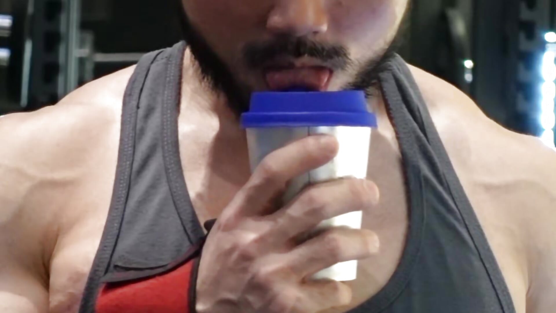 Sip the coffee - ক্যাম মডেল cliffxanadu-এর ভিডিও