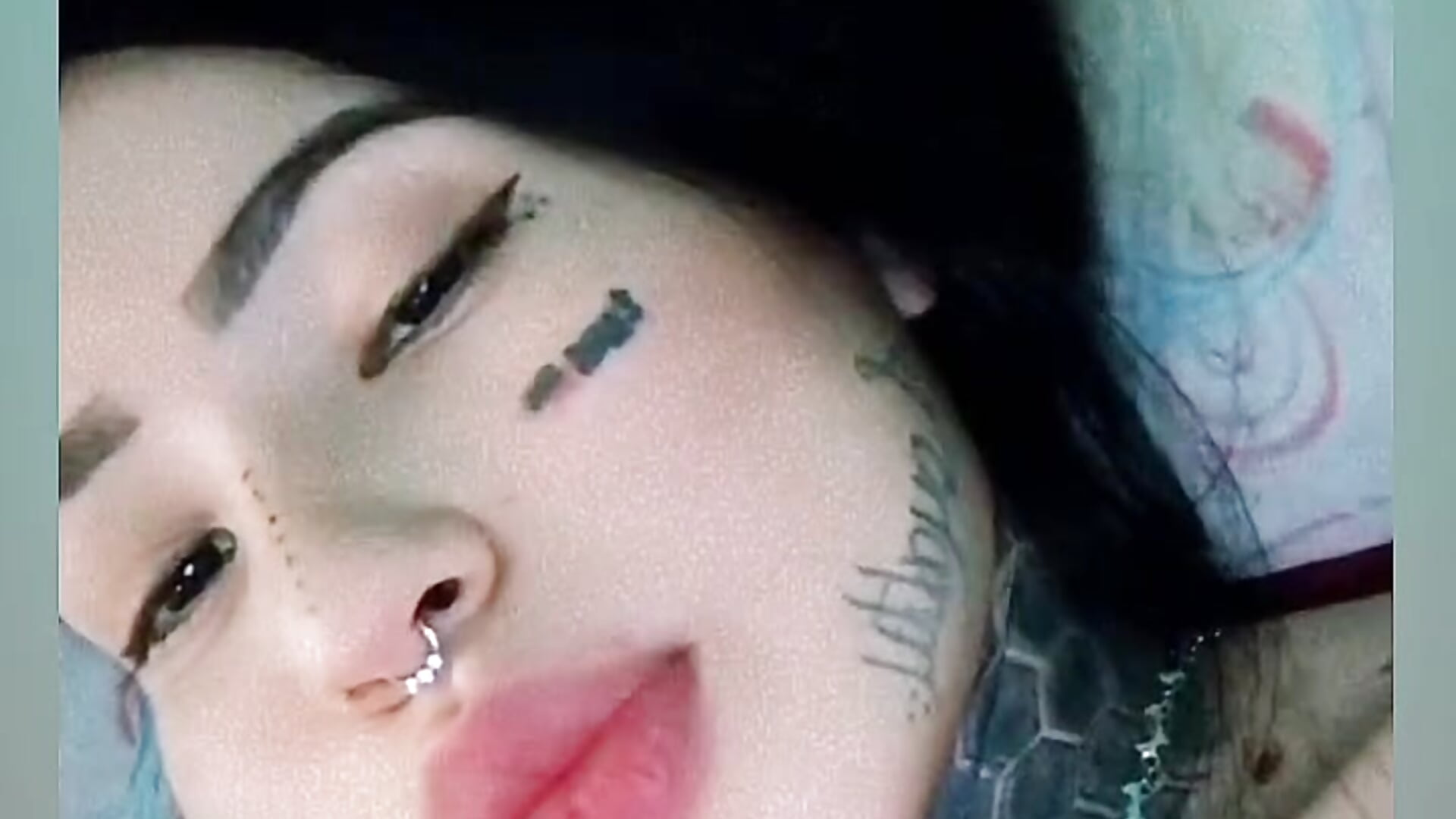 d4a298822c114235b722ec37697ca324 - video by barbie685 cam model