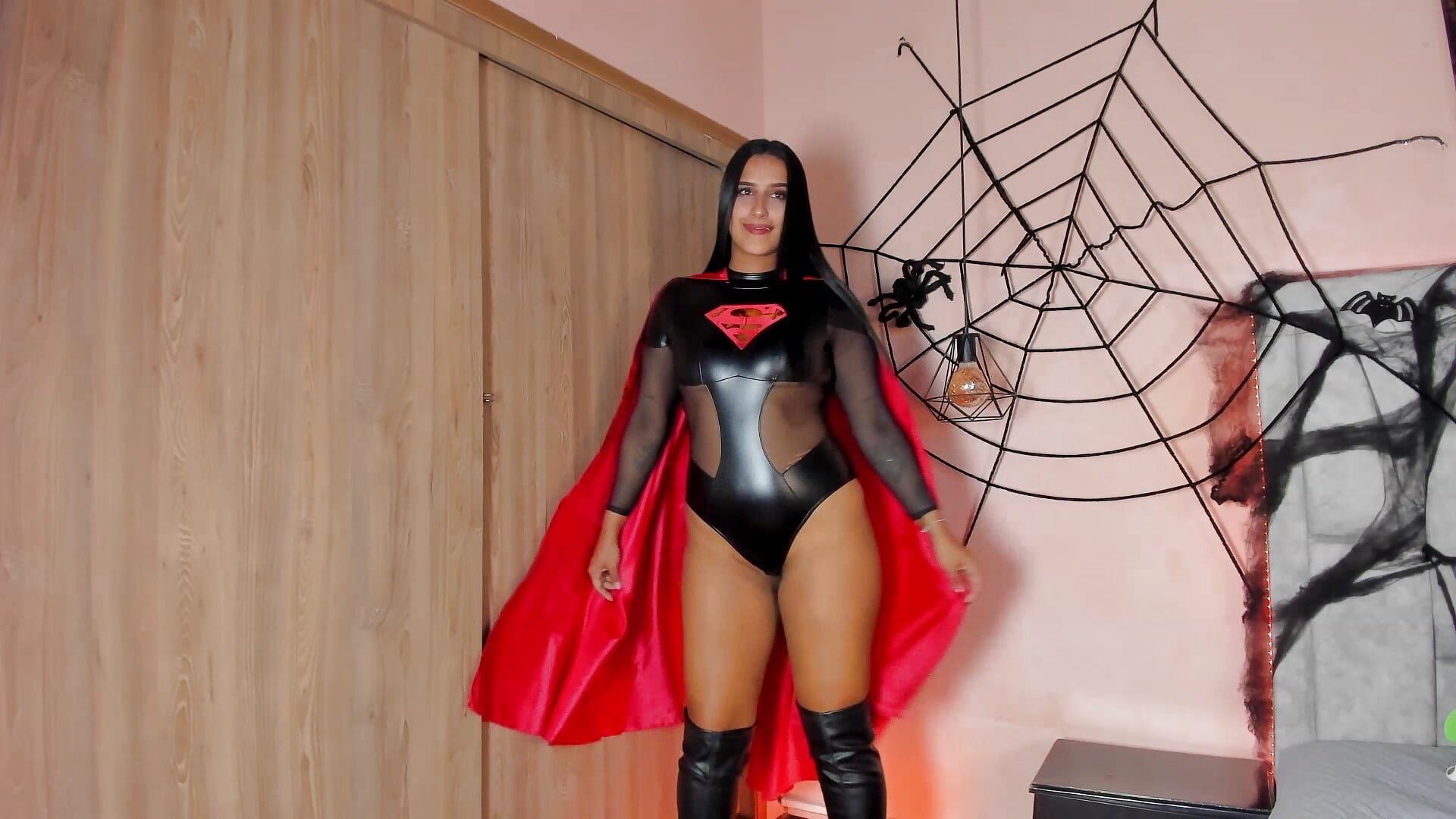 Super Girl - відео від вебкаммоделі Stefhanyblow