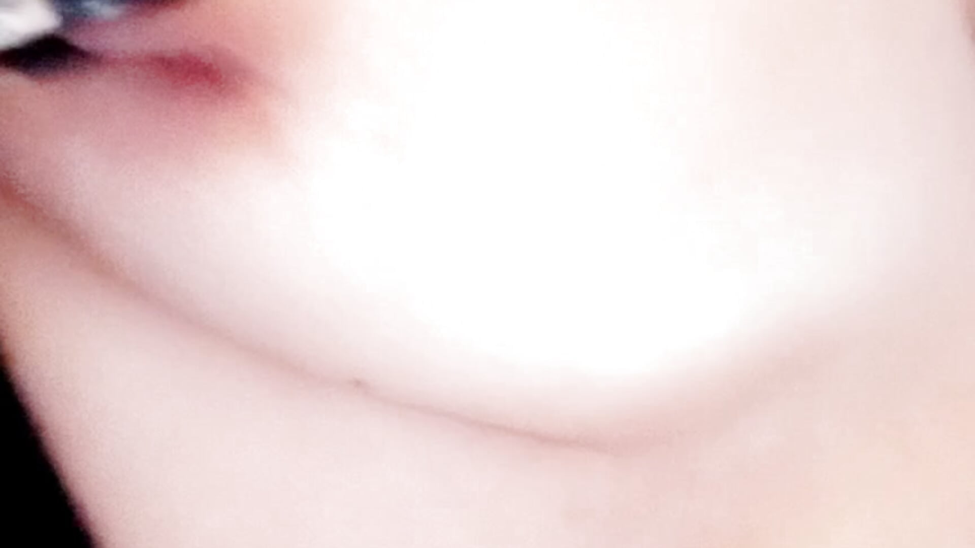 Touch me like an electric guitar ... and make me vibrate until the last shout.🔥🔥 - video by orlena_bella cam model