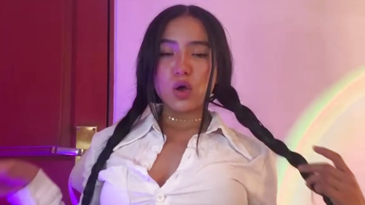 Your naughty little doll - Video von _emma_miller_ Cam-Model