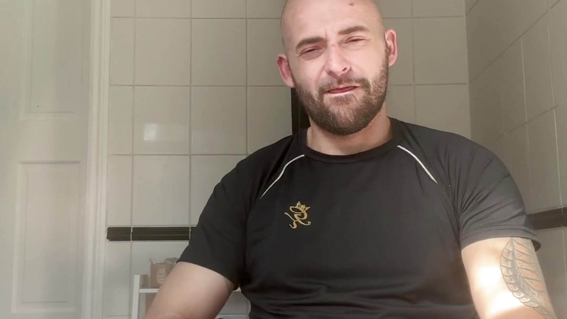 Pre shower horny 😈💦😌 - vidéo du modèle de showcams bigguy101