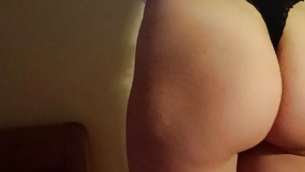 Spank ass play