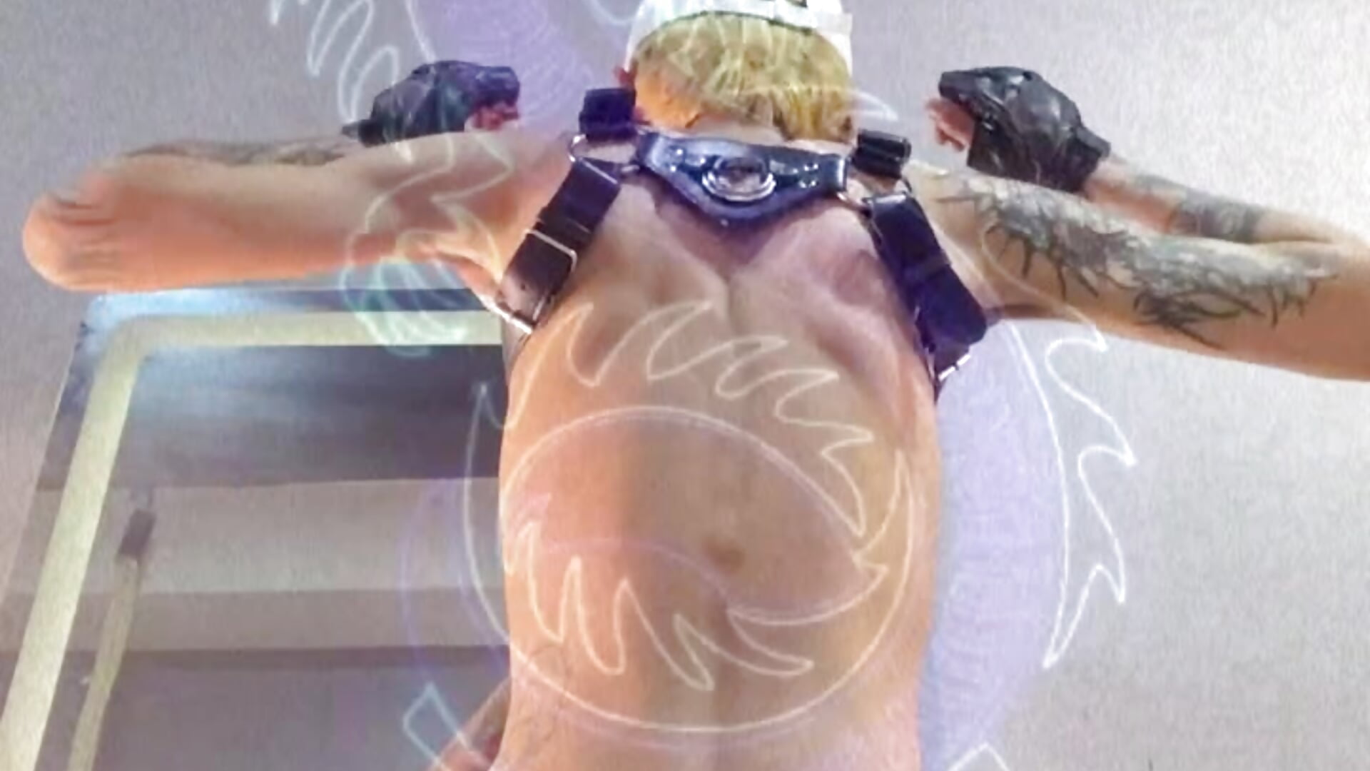 Put those thighs to work. - video od AcidMilo