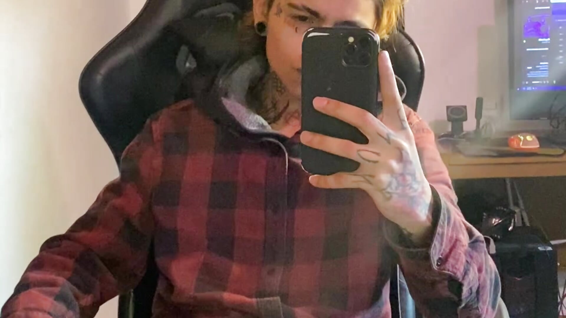 Milo - video od AcidMilo