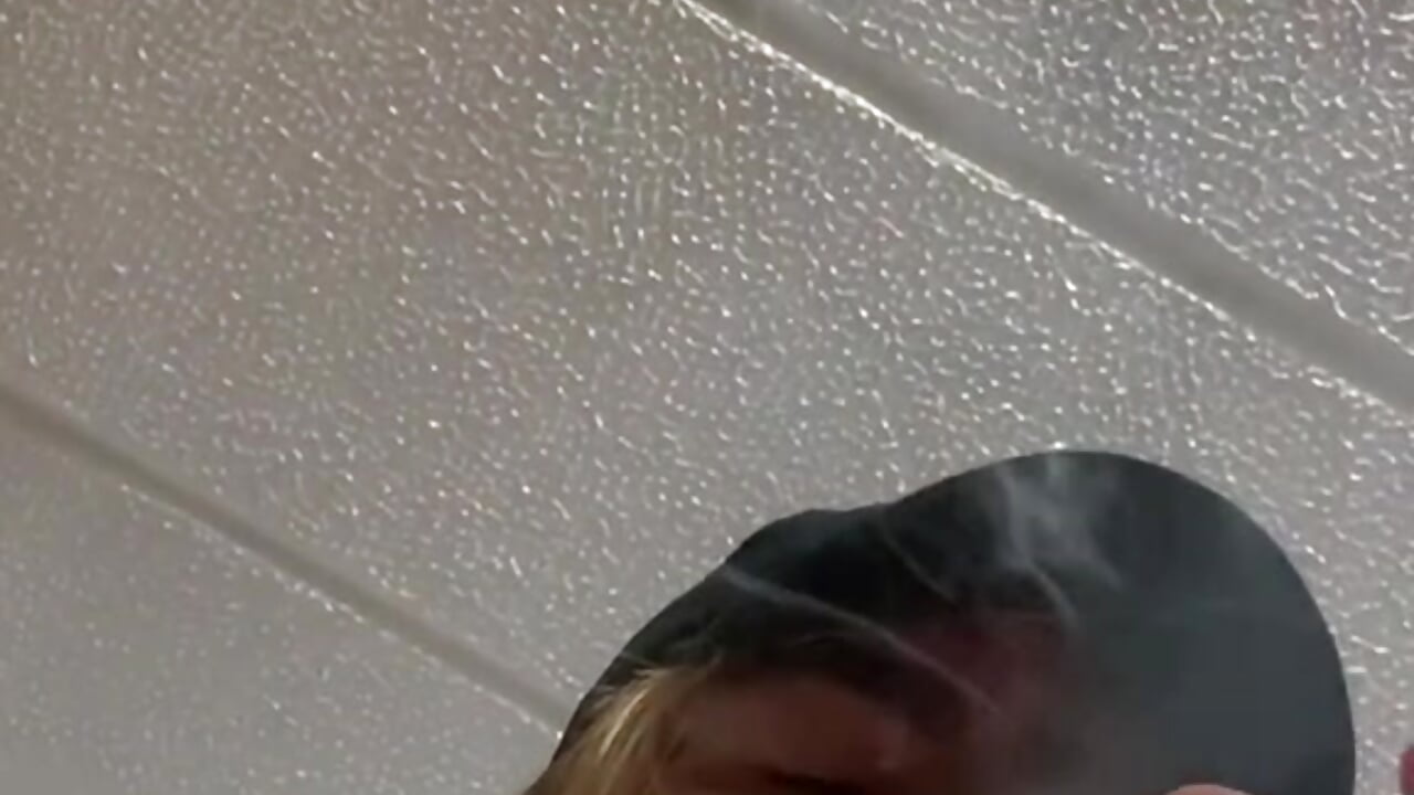 Smoking no problem - video od AcidMilo