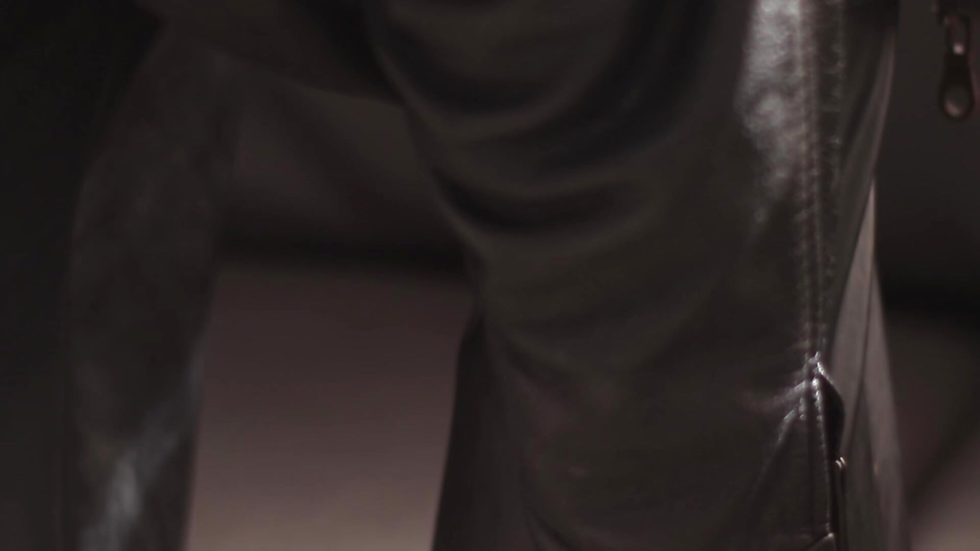 Leather fetish - video od AcidMilo