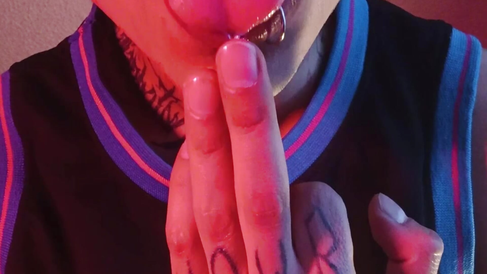 😝