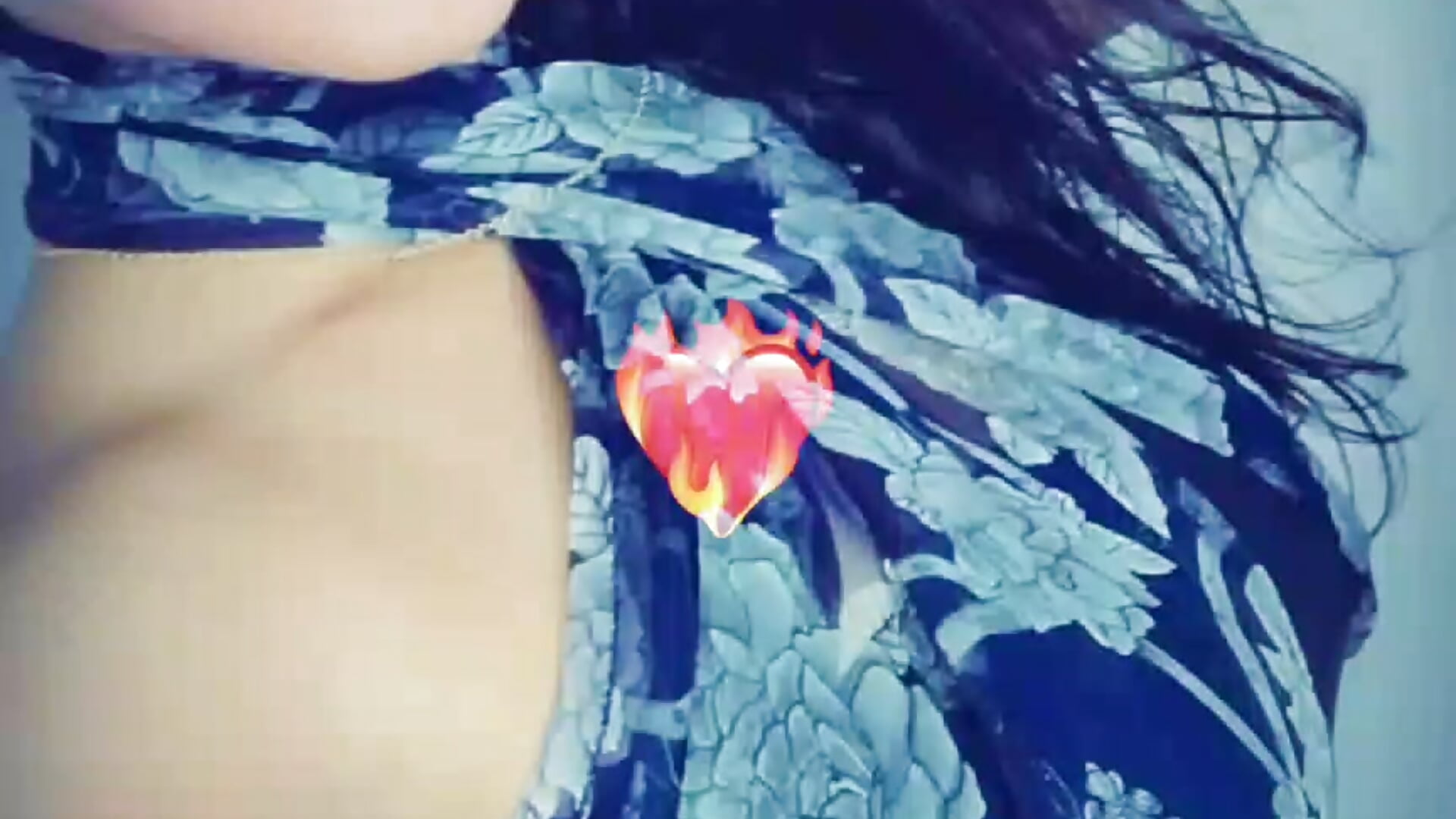 1000430143– zhayra_rose kameramodell videója