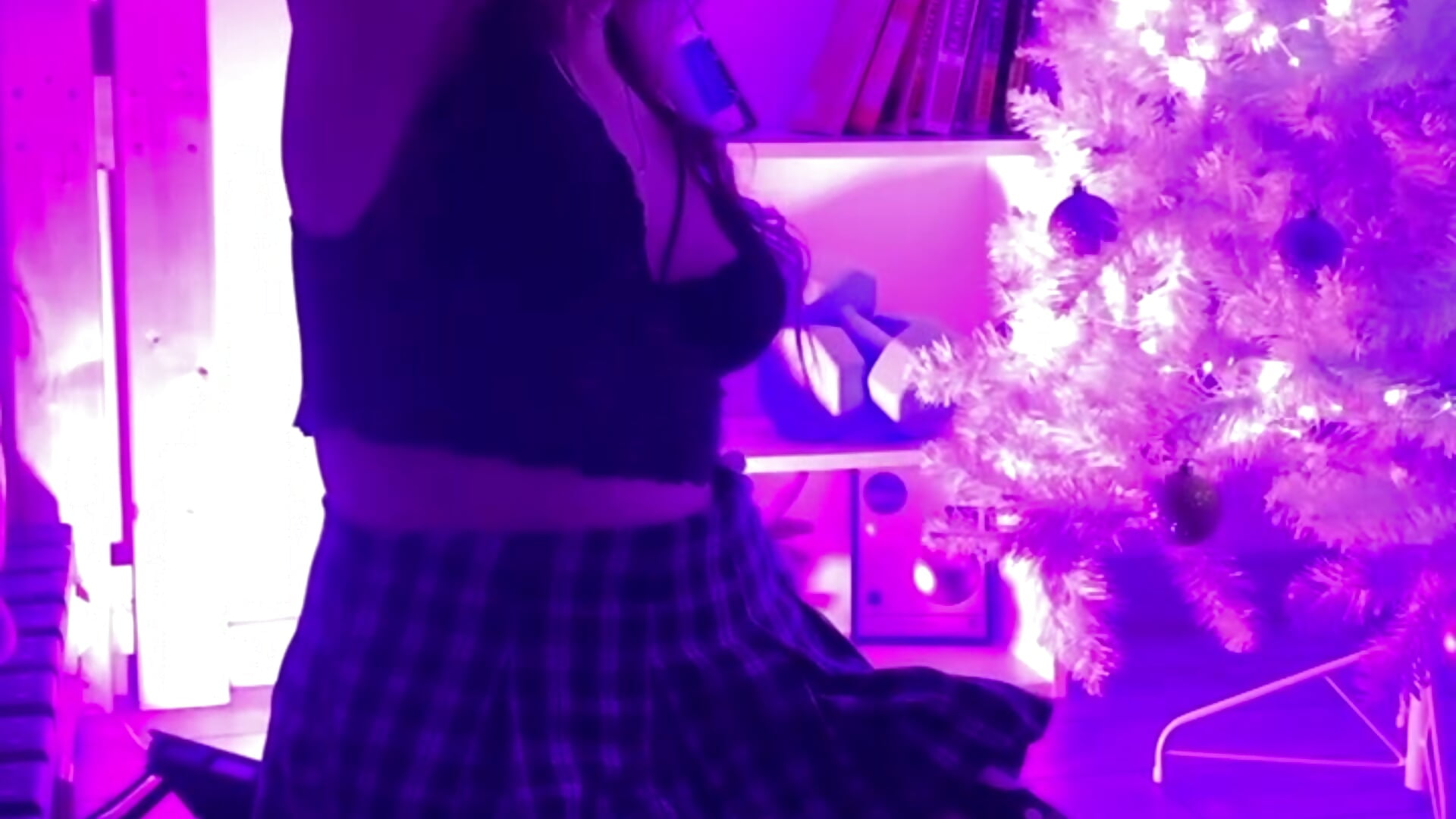 yoga - video by Darina_Kaufman cam model