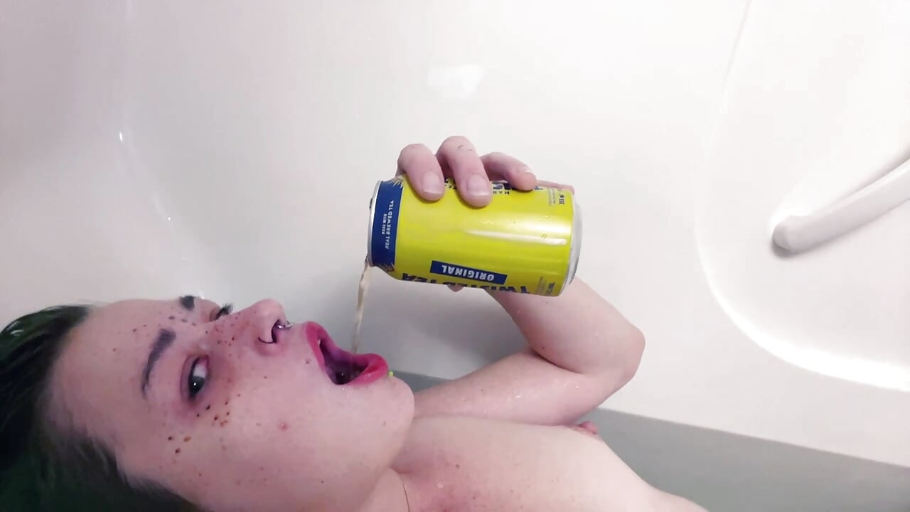 Put it in my mouth - video by mikittyy cam model