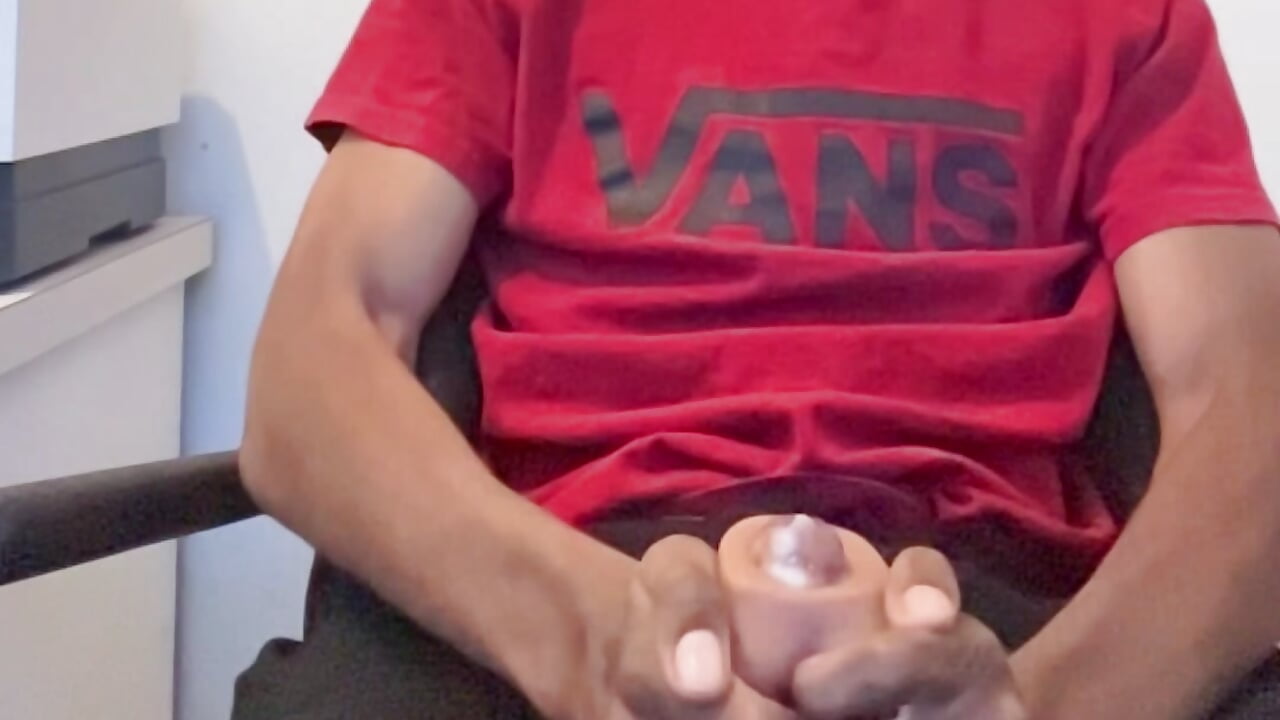 Cumshot 2 - video by trueking01 cam model