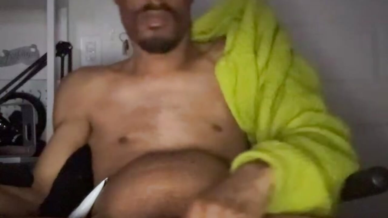 [20 Apr 23:47] Public Show－カメラキャストのtrueking01の動画