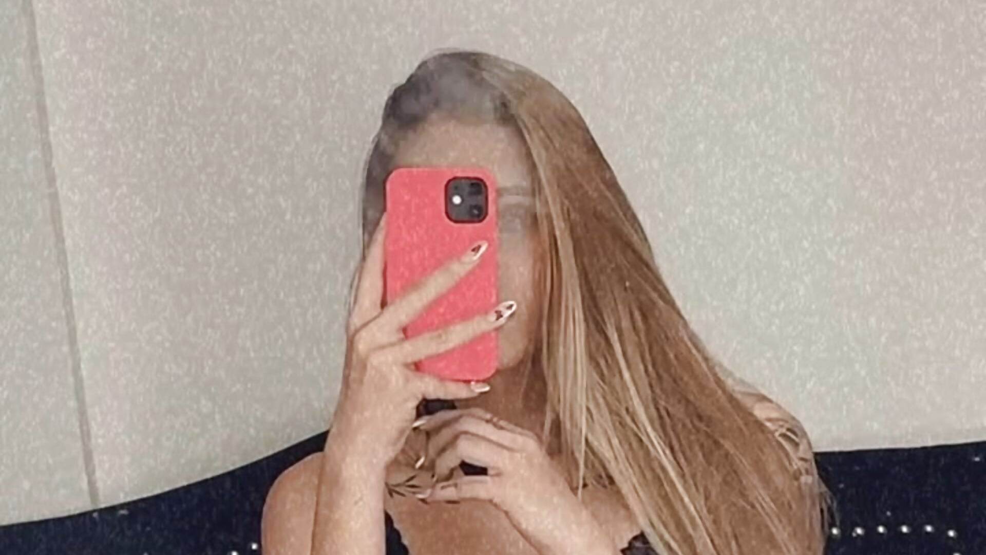 Hi, my love❤️ - video by ZoeStewart cam model