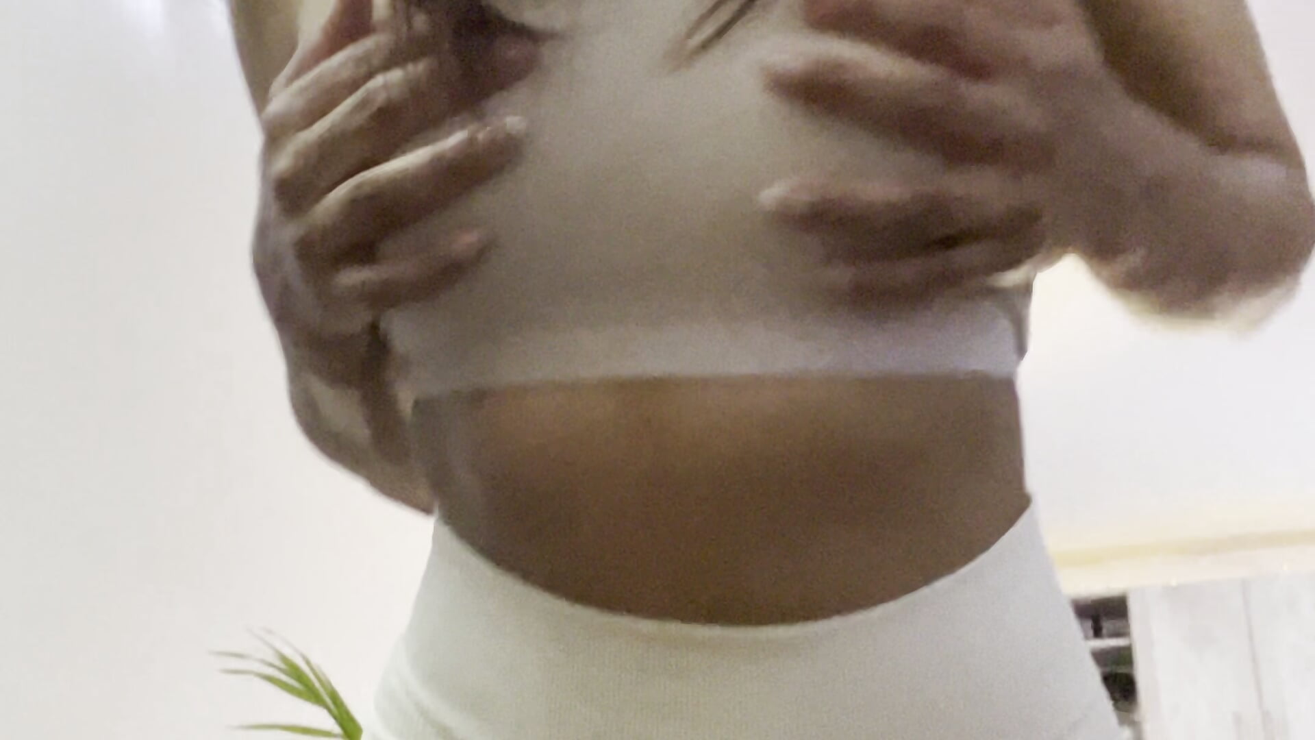 💋💋💋👩🏽‍🦰 — filmik _Ary555, modela(-lki) na kamerkach