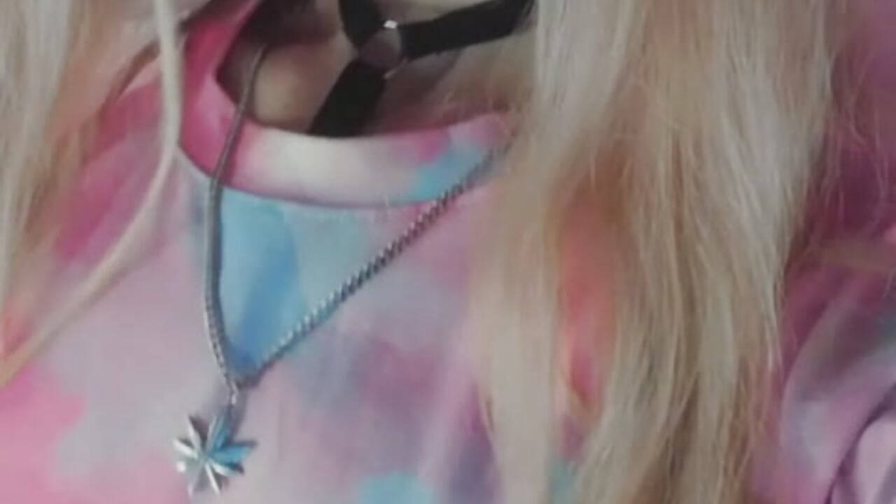 Me - video by DannaCastle420 cam model