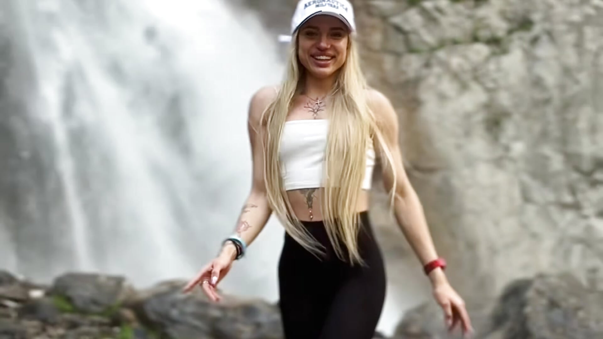 Waterfall - pinkstar_ 캠 모델의 동영상