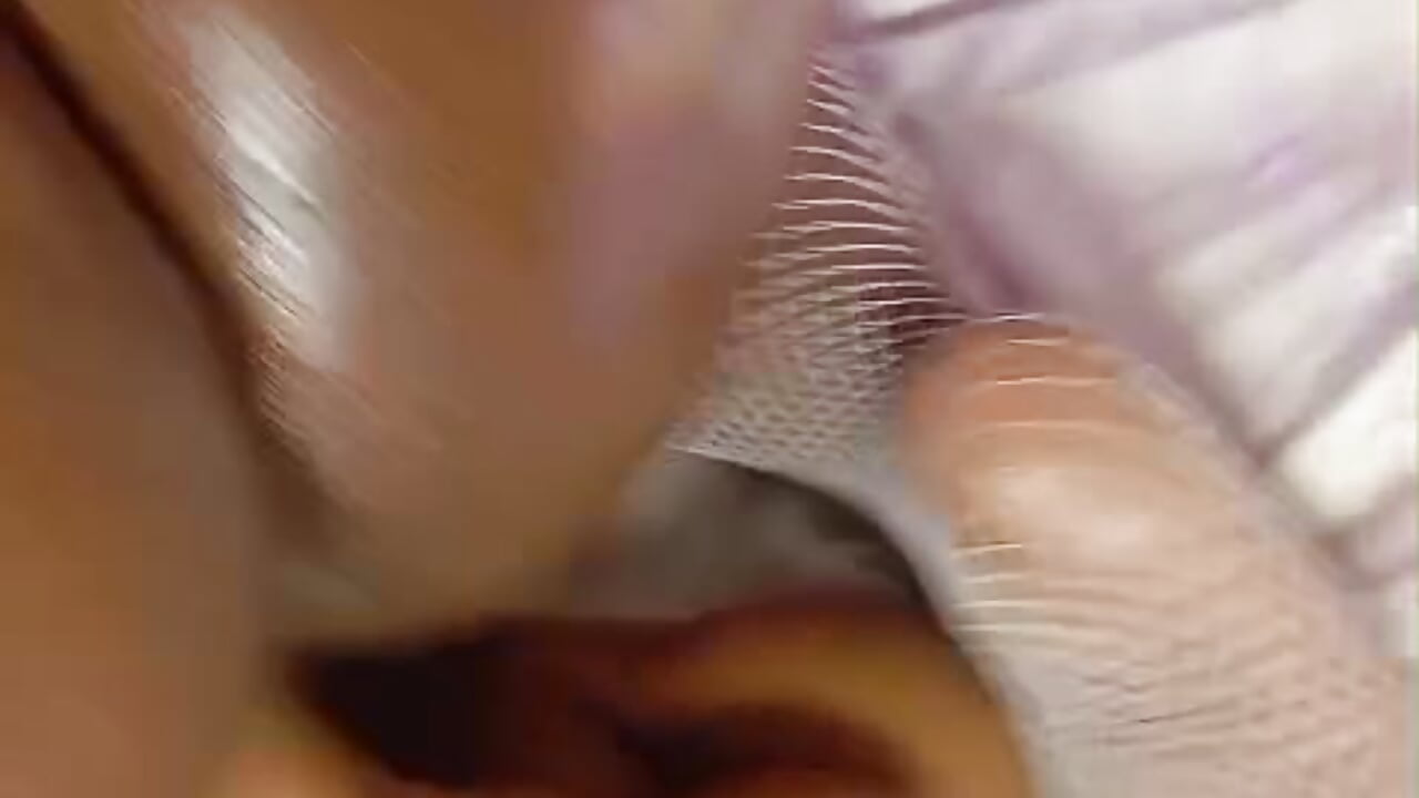 Uffss a delicious little treat - anny_run69n video