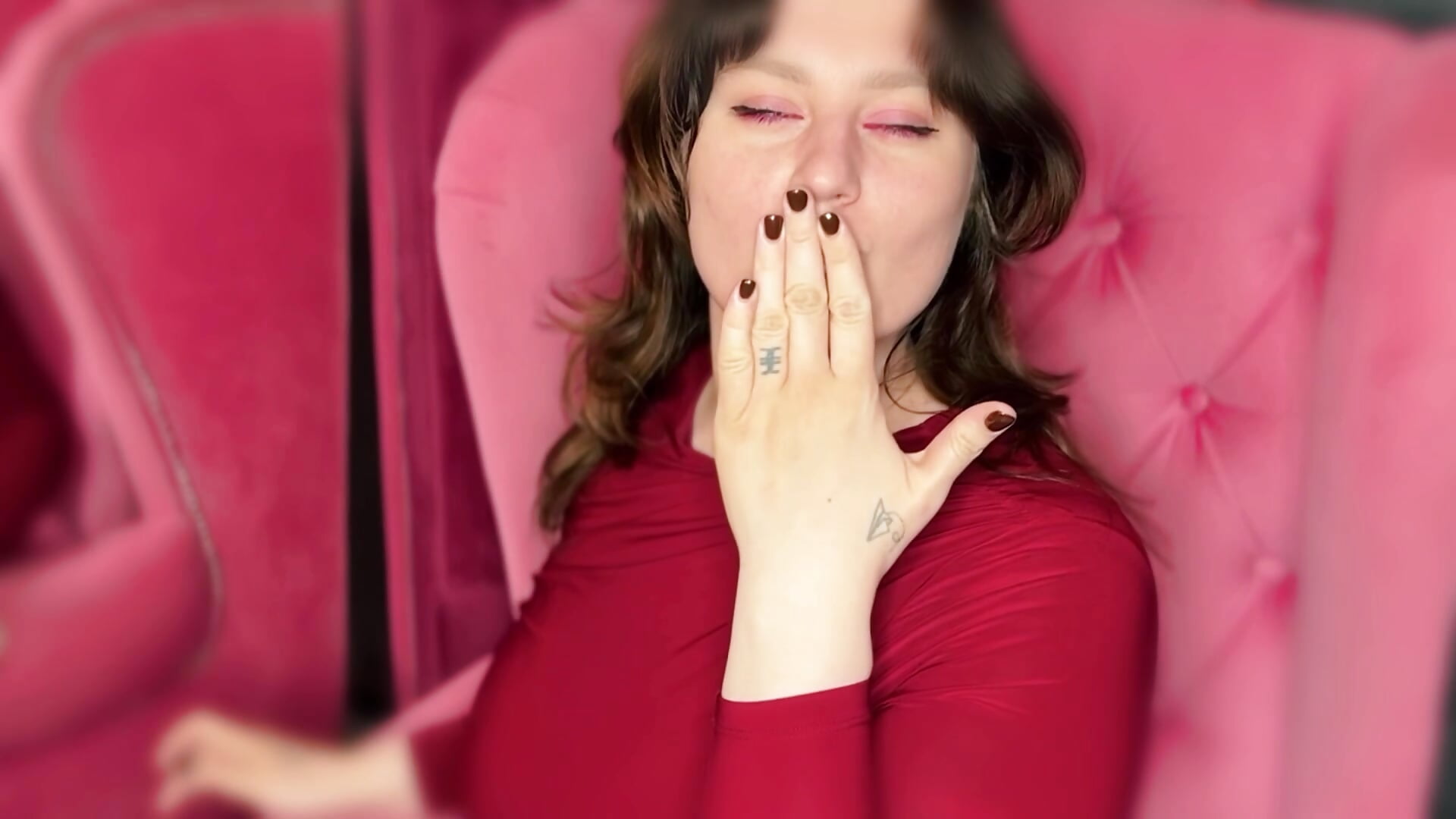 Sexy girl😏 - vídeo de la modelo de cam KiraKoval