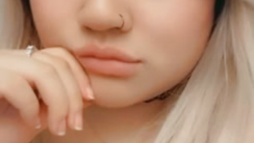 Do I look good blonde? - video by ohheymandy63@xh cam model