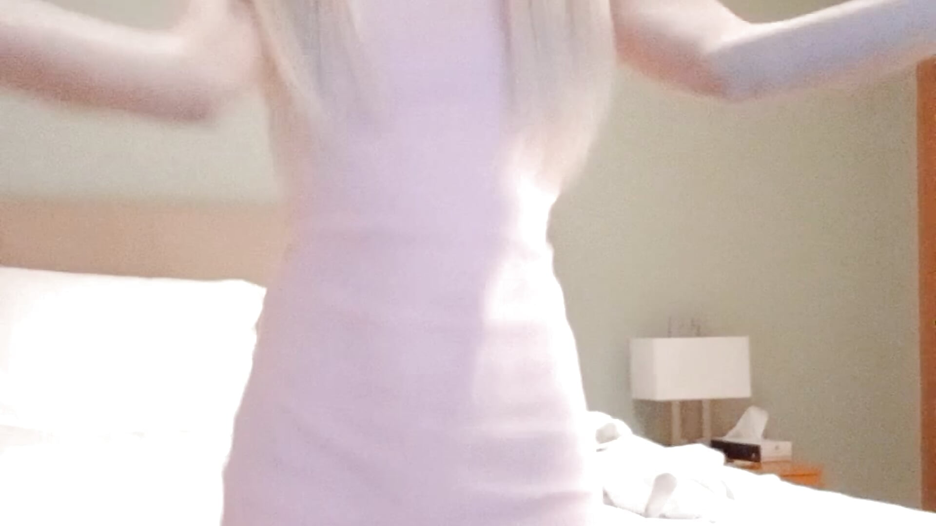 Dancing – video od webkamerové modelky lovebellagrey