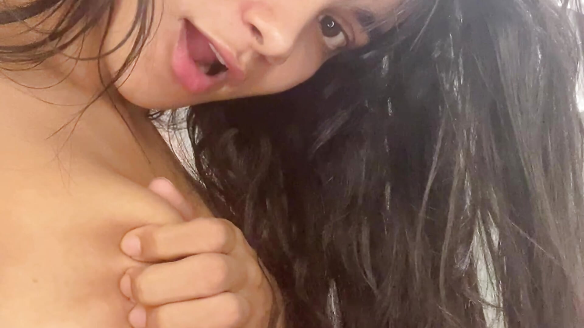 naked and showing my slut face in high definition - vídeo de SkinnyKitten modelo de câmara