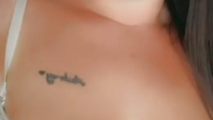 CHERRY SAYS HI - video by Cherry4choc cam model