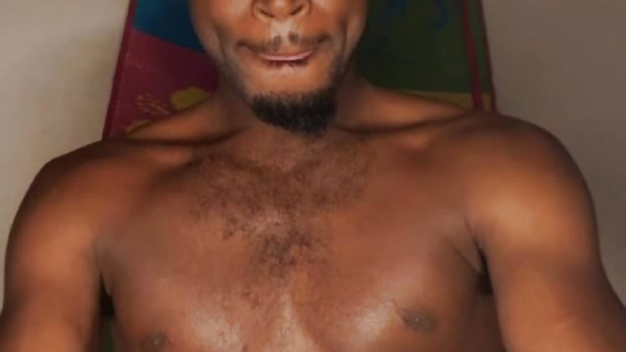 Sexy Man🍫💦 - video di BrownSkinHandsome modella di cam