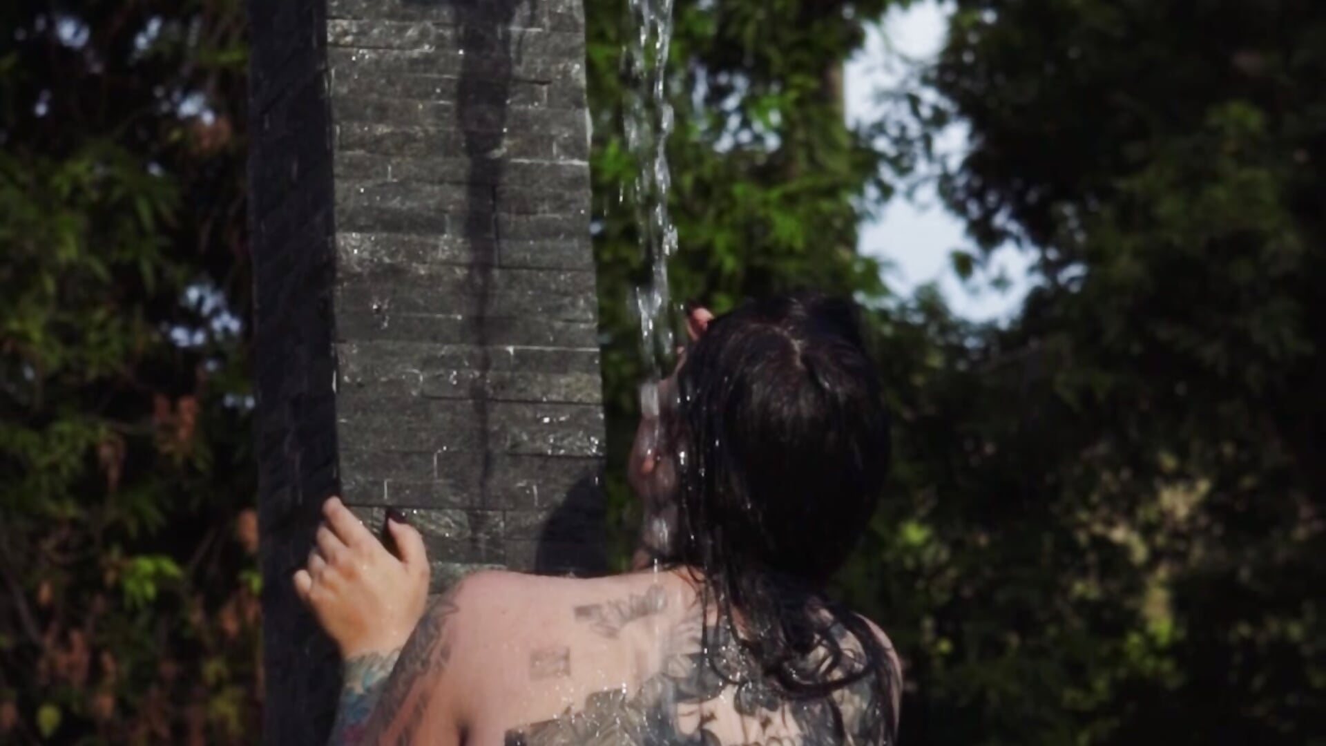 It's so hot... - VampGirl1 kullanıcısının videosu