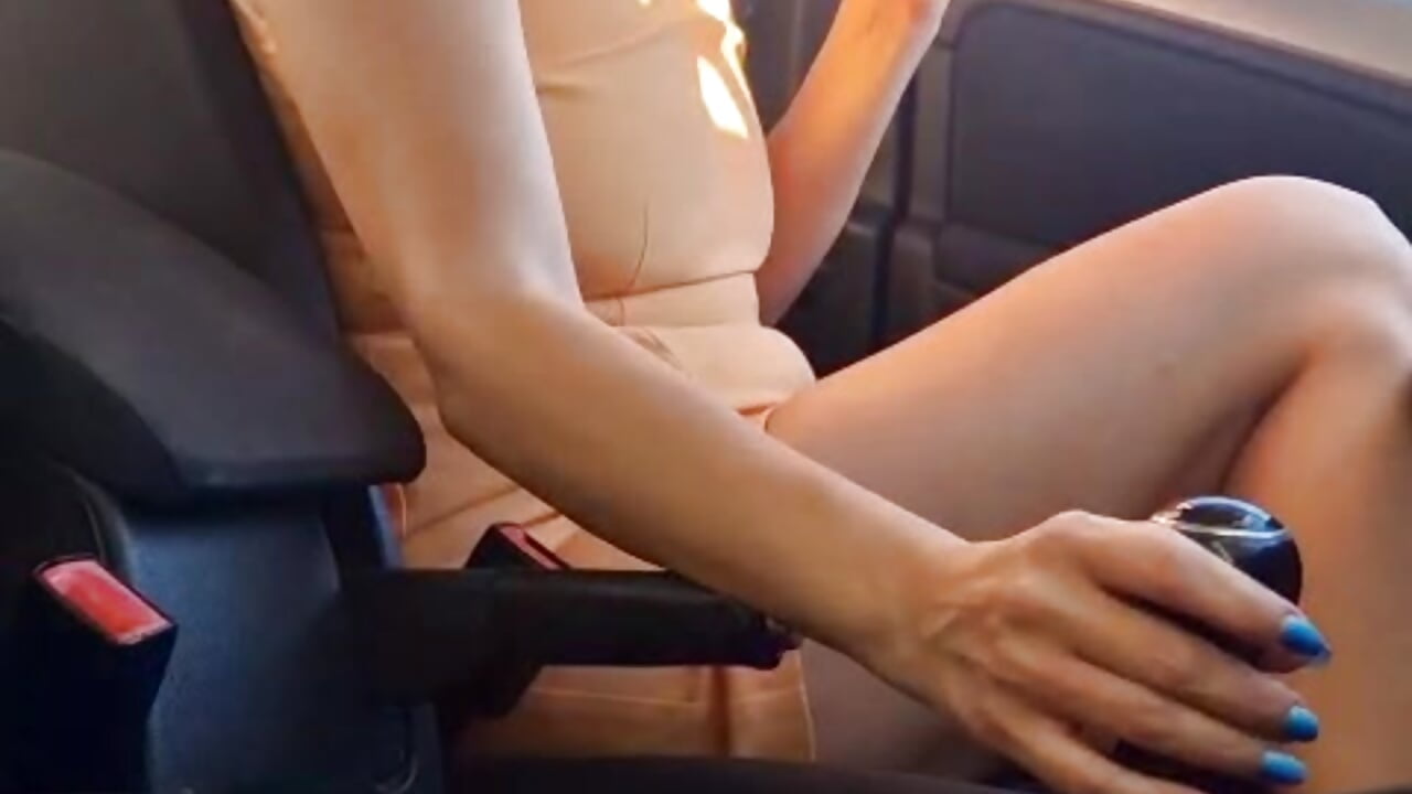 Do you need a driver? - clip cu elsiemacks model videochat