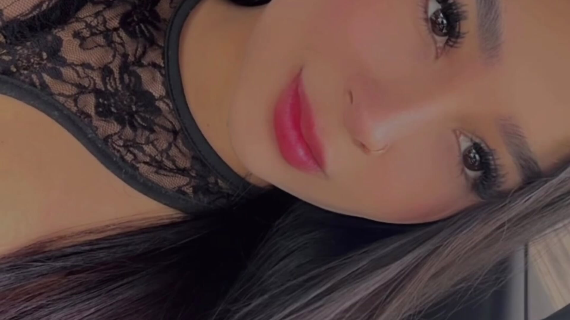 ✨ - video by LunaBaker-1 cam model