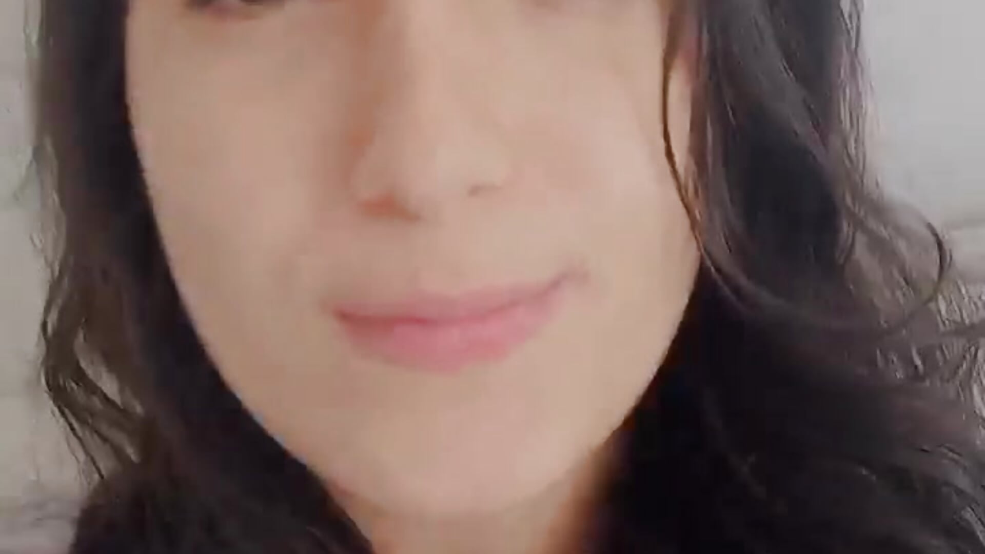 Besito besito besito - video av MIYESSI cam-modell