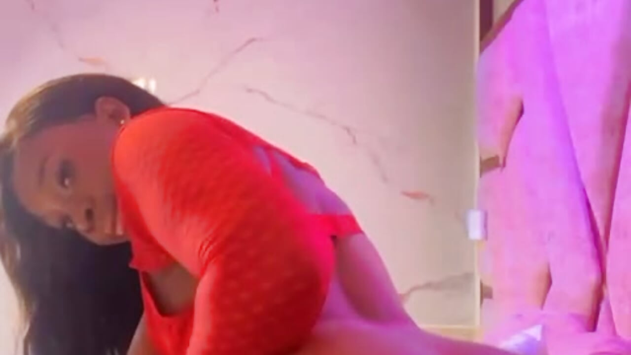 Sexy ASS - video by Athenea_Mills cam model