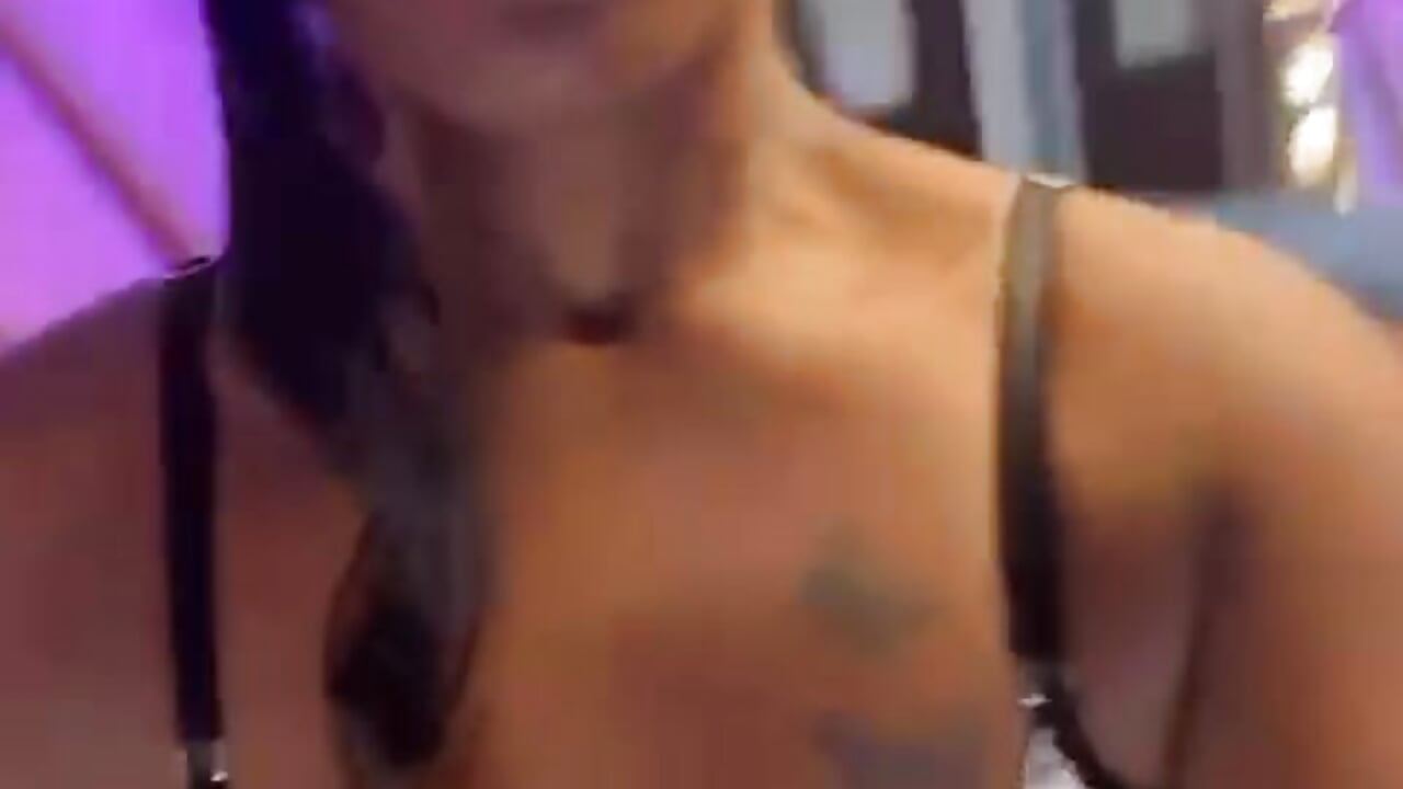 come to me - video by Athenea_Mills cam model