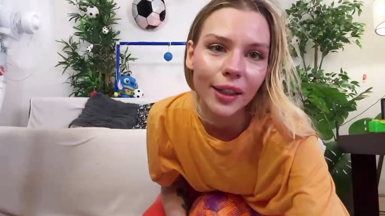 FOOTBALL STREAM! - video by MistressMommyKate cam model