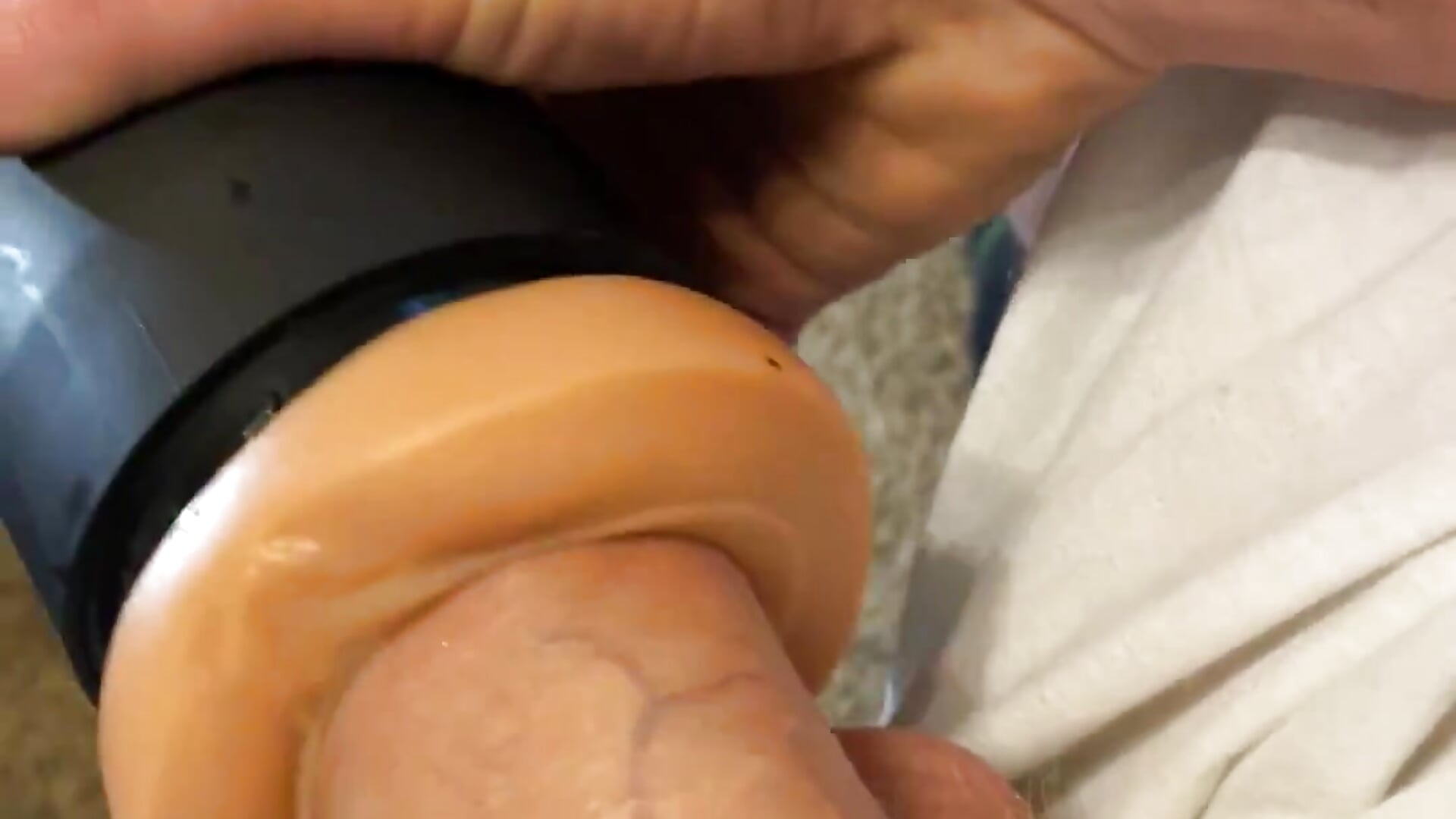 64012616101__9469F948-A998-45AF-A6B6-DAD7C8AD2F2F - video by Cockell@xh cam model