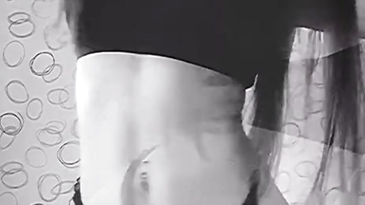 Black - video by bariellass cam model