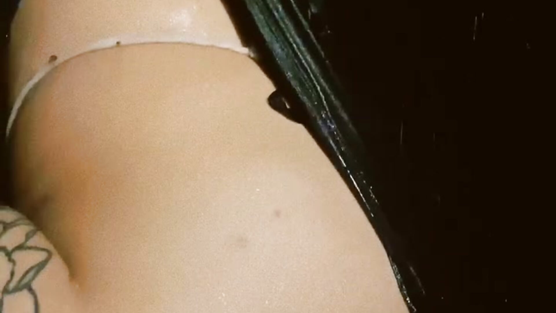 Wow - video by RoxyDrake cam model