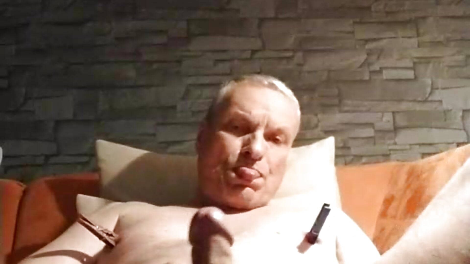 C4_1649876454244 - video by Kyru19633 cam model