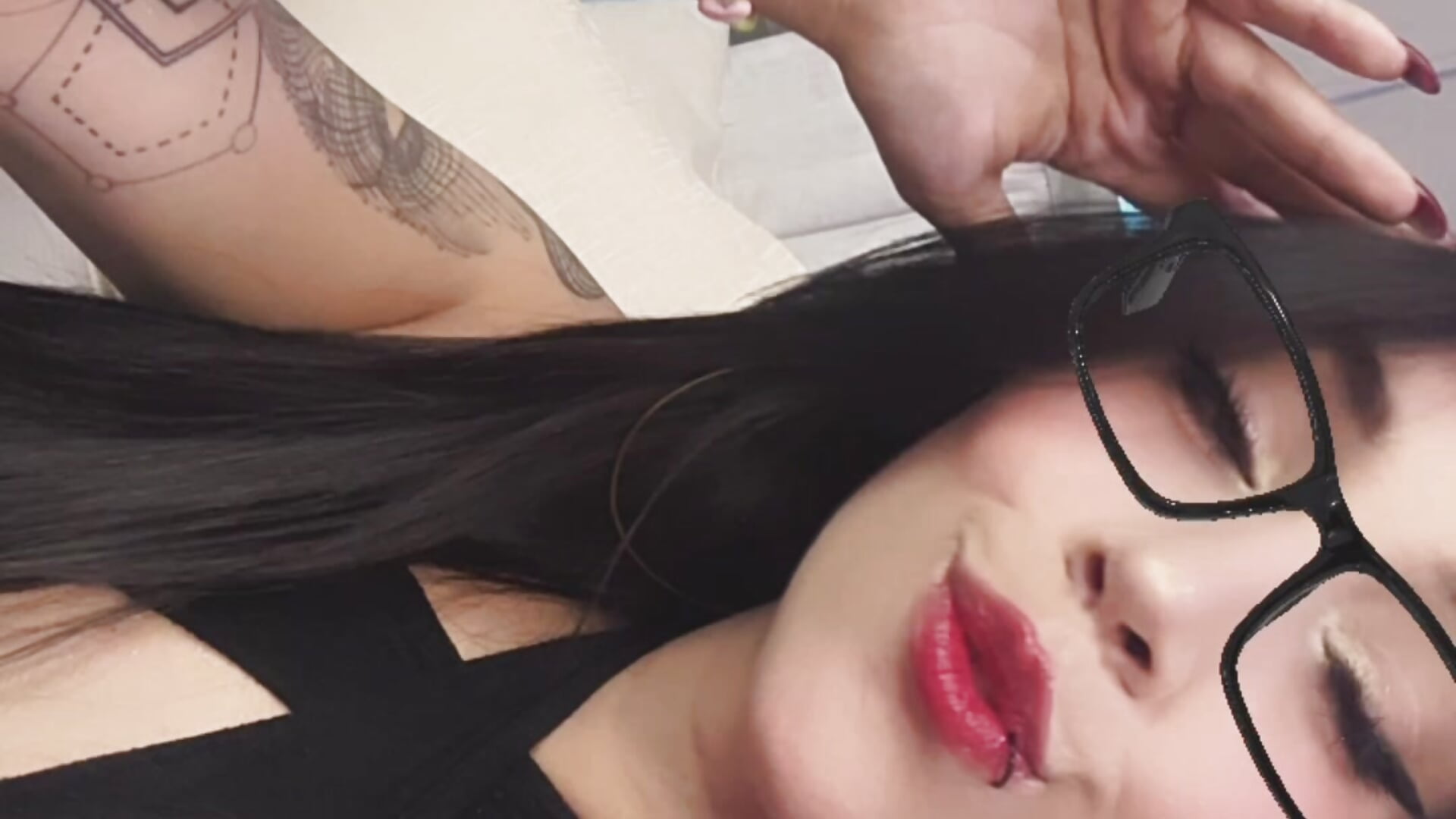 0539FA04-01DD-49AE-A197-6C1CD1794398 - video by SeleneNooir cam model