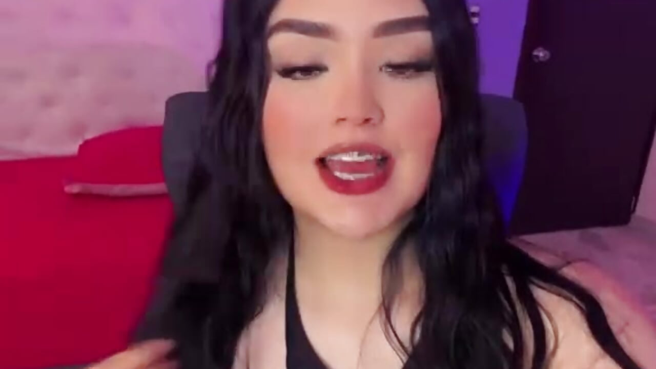 🔥 - video oleh model kamera martinasaez
