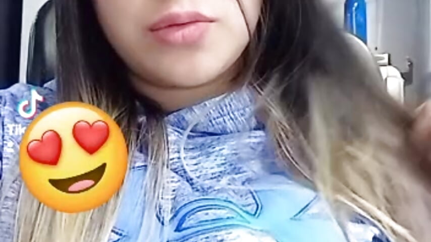WhatsApp Video 2022-10-27 at 4,57,44 PM - video by Cindyquin cam model
