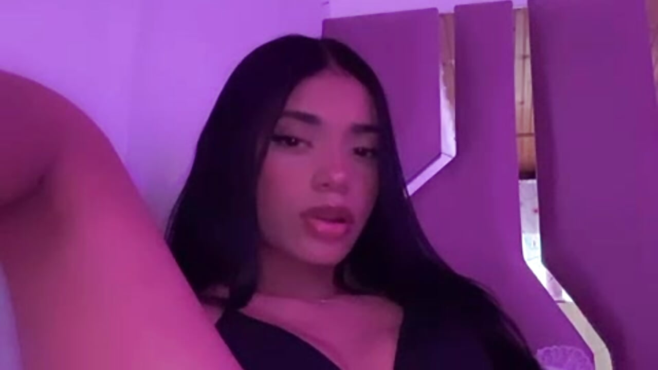 MY PUSSY - video by Kloe-squirts cam model