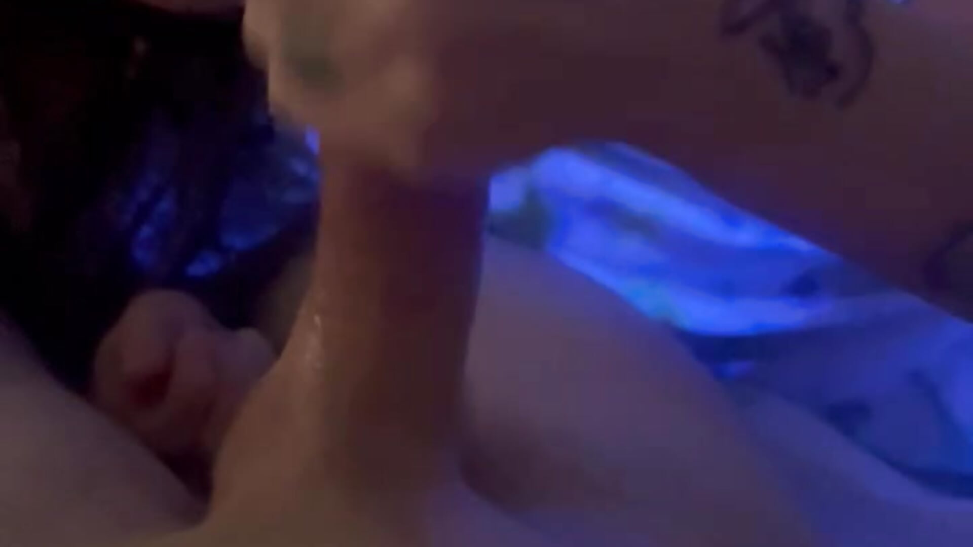 Wet and Wild Hand Job - video by ThickStickly1 cam model