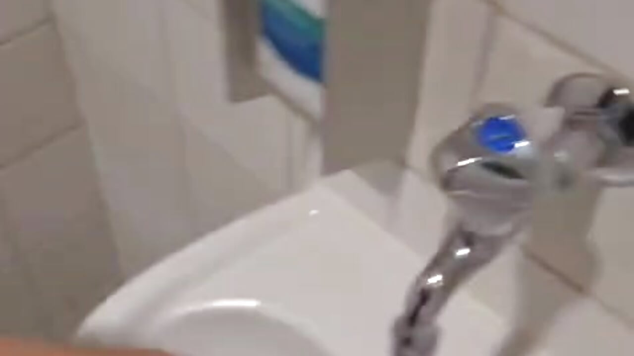 In Public.. should i post the full version? - Vídeo de bentleyroxxx_