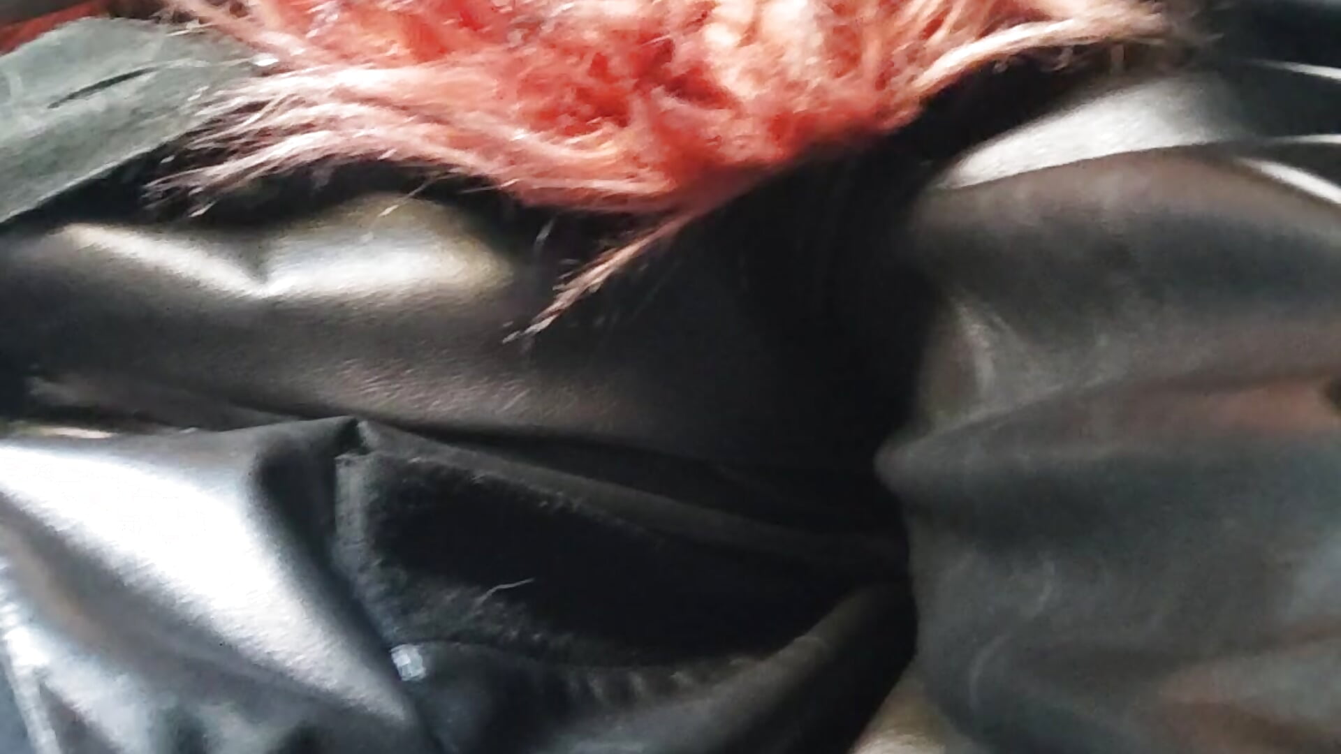 On the car - video by Merilulla cam model