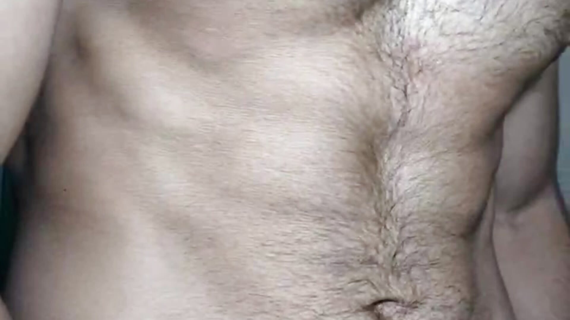 Enjoy my torso - vidéo du modèle de showcams Louis_marley__