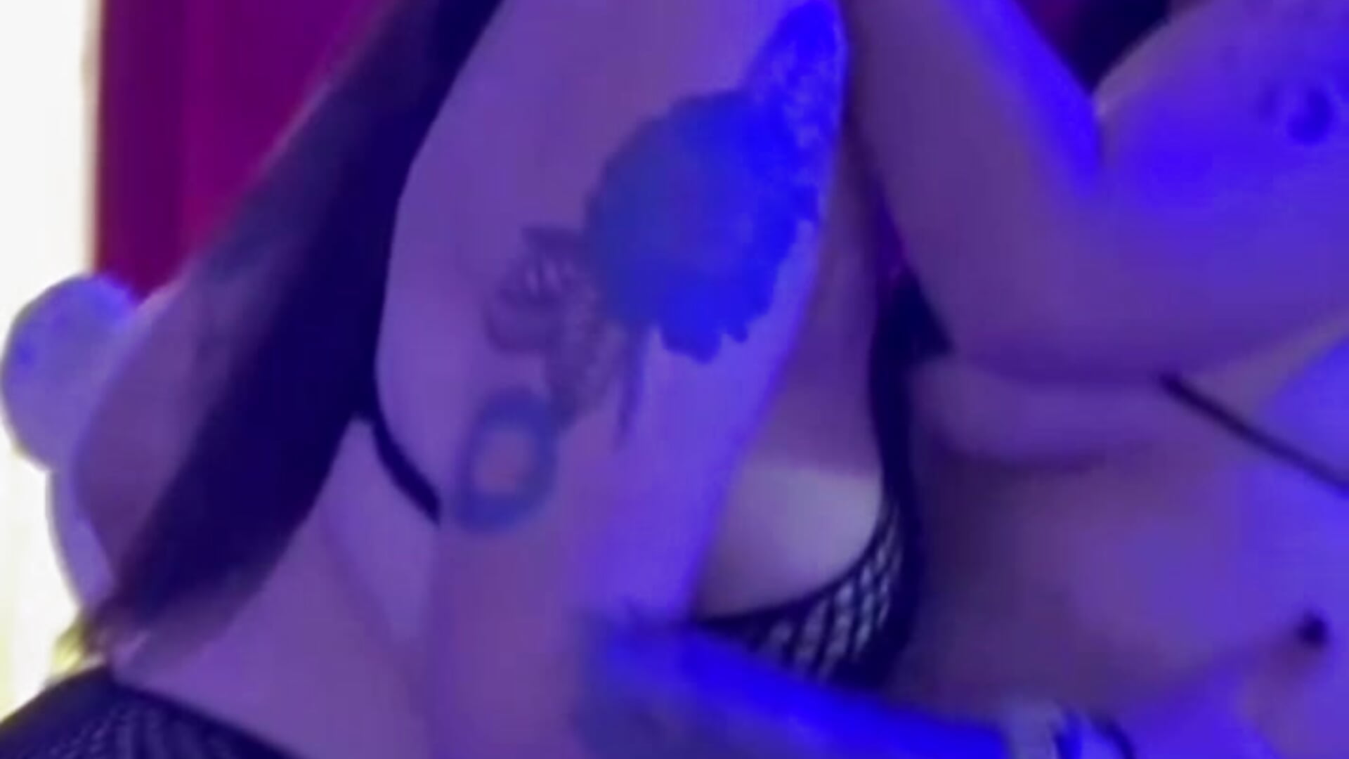 Tease u - video by agoodtime cam model